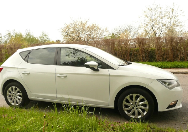 Seat Leon cena 46900 przebieg: 83650, rok produkcji 2016 z Koszalin małe 497